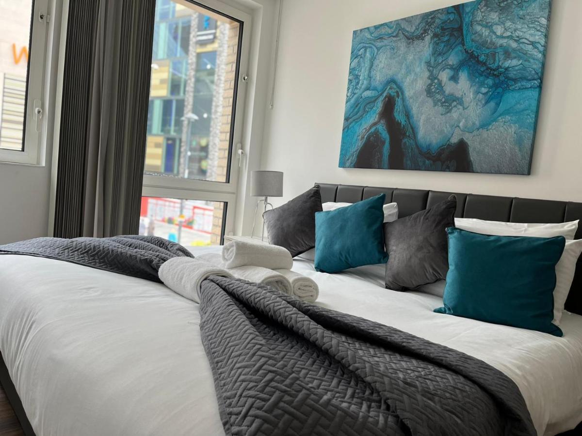 Spacious, Bright & Modern 1 & 2 Bed Apartments At Sligo House - Central Watford Watford  Kültér fotó