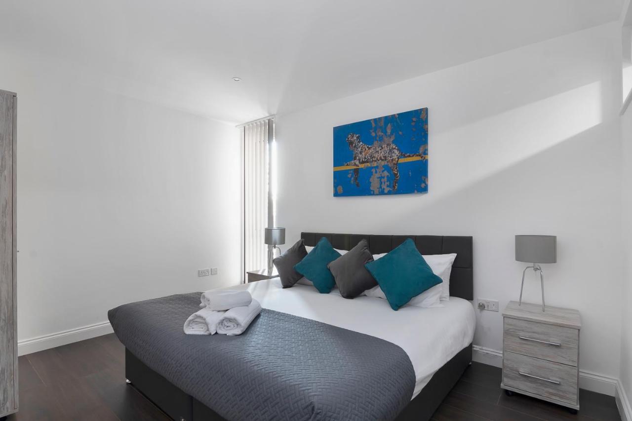 Spacious, Bright & Modern 1 & 2 Bed Apartments At Sligo House - Central Watford Watford  Kültér fotó