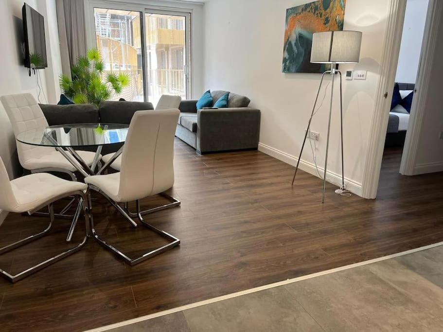 Spacious, Bright & Modern 1 & 2 Bed Apartments At Sligo House - Central Watford Watford  Kültér fotó